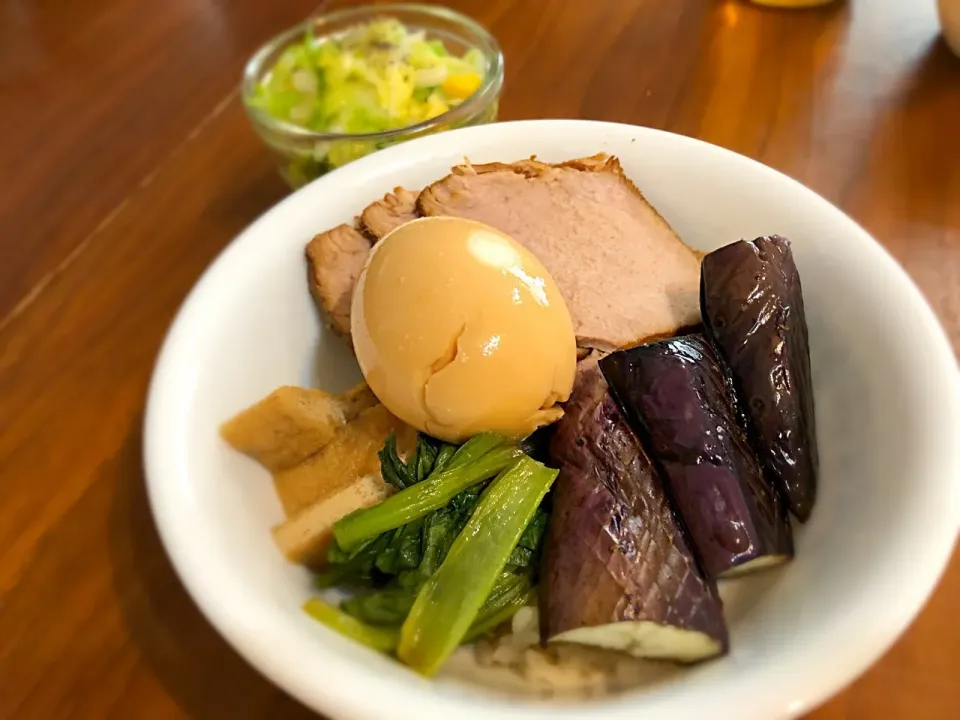 手づくりチャーシューと常備菜ののっけ丼^_^|Hanaeさん