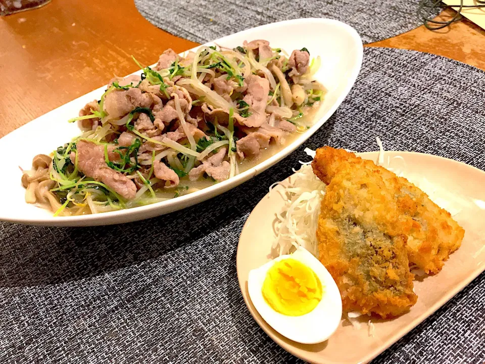 豚肉と豆苗の中華炒めとアジフライ|とみぃさん