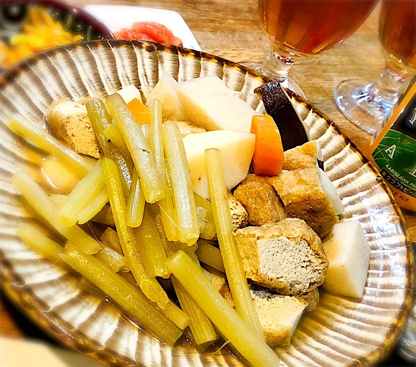 煮付け   フキ・油揚げ・里芋|じゅんさんさん