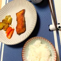 Snapdishの料理写真:鮭のムニエル|Nightooさん