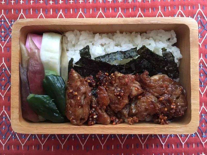 ピリ辛豚バラ丼弁当|*なおみん*さん