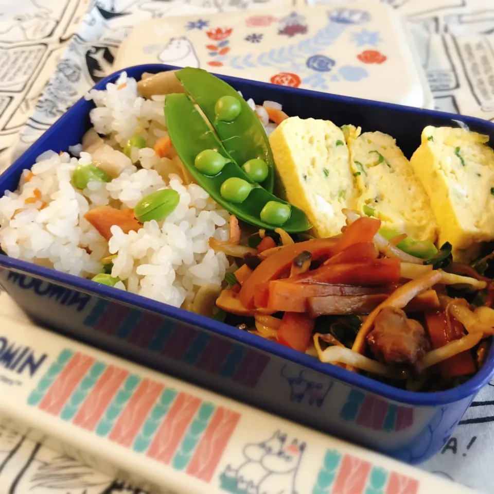 お弁当(5/9)
✳︎鮭と筍の炊き込みご飯
✳︎ねぎ入り卵焼き
✳︎鶏みその野菜炒め
✳︎スナップえんどう|さっちんさん