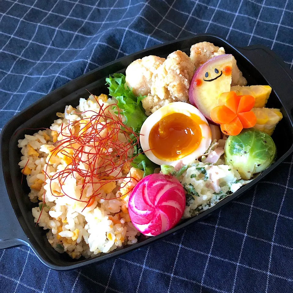 今日の旦那様のお弁当★唐揚げとチャーハン弁当|emichococo625さん