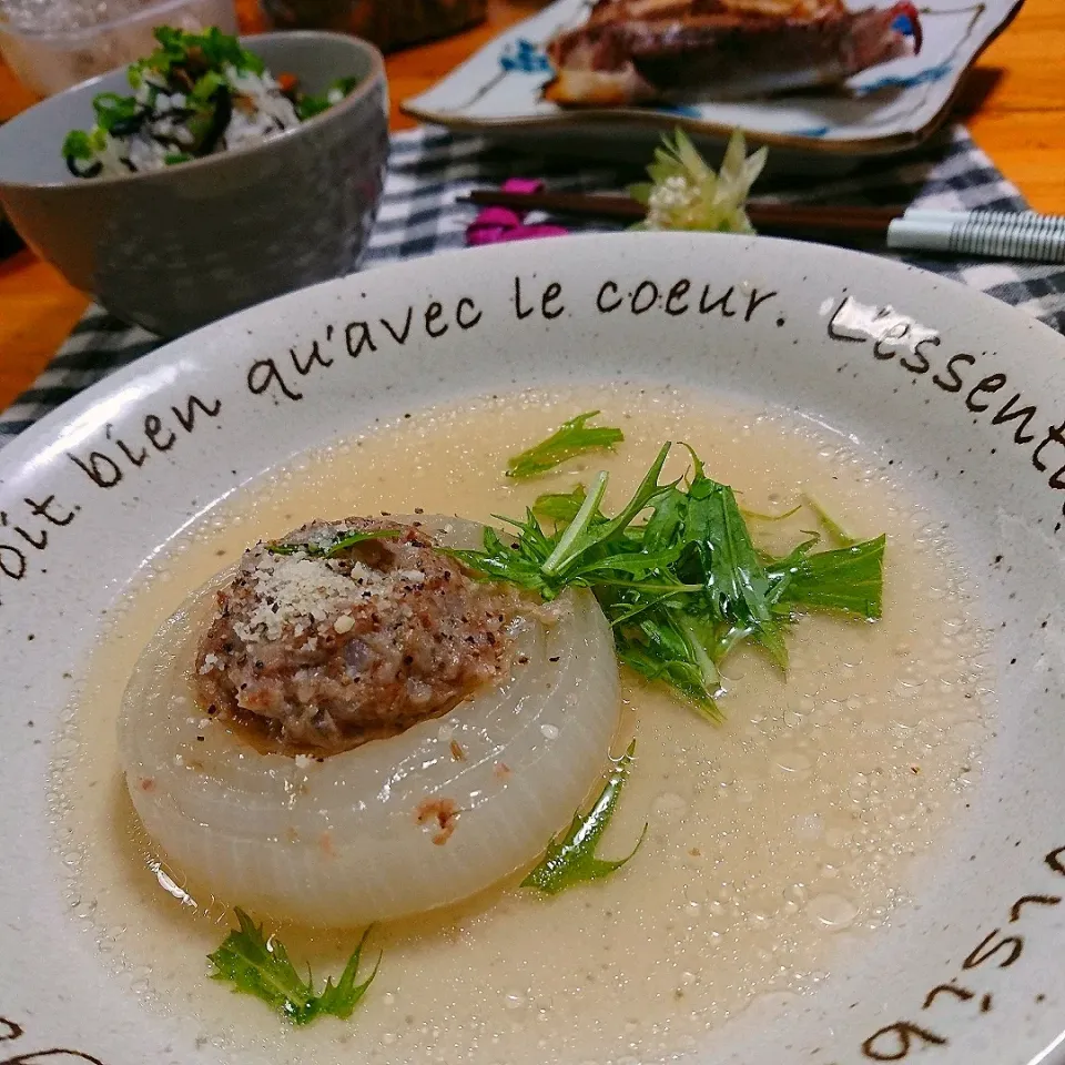 富士食品工業さんの料理 新玉ねぎの肉詰めスープ煮|とまと🍅さん