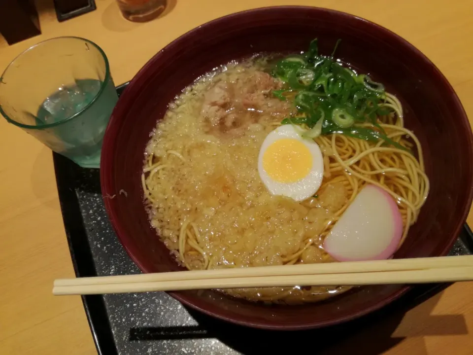 Snapdishの料理写真:新大阪 牛肉入り🍜|Kojiさん