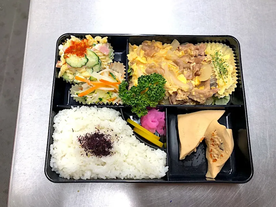 仕出し弁当作ってます🍱|Nakaba Kobayashiさん