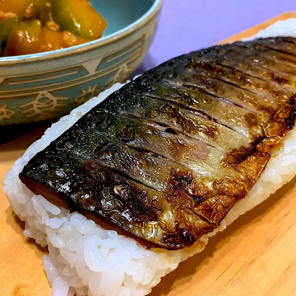 鯖の塩焼き押し寿司🐟|みっこちゃんさん