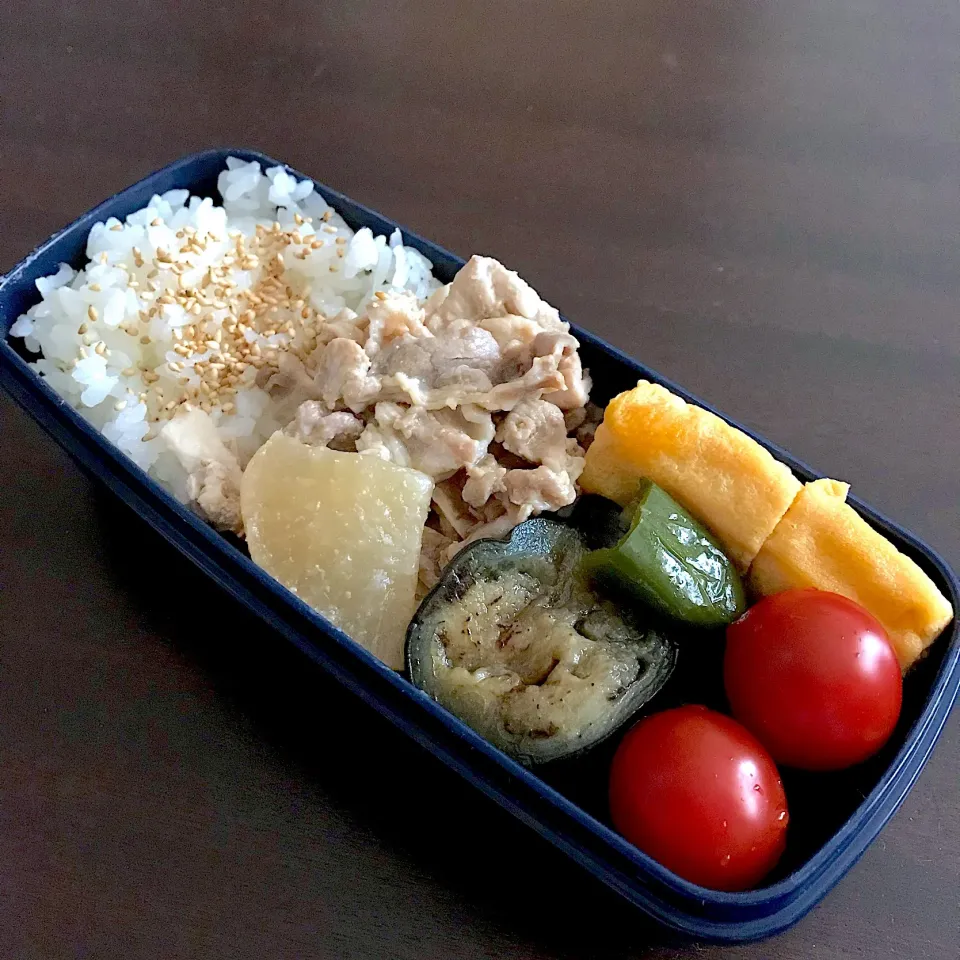 豚肉と大根のナンプラー煮弁当|あやさん