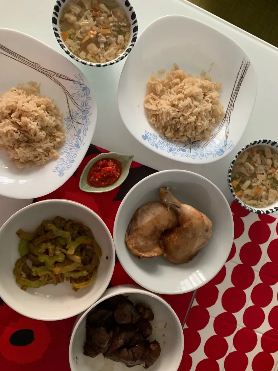 Chicken rice, bittergourd in spicy miso, braised duck gizzard.|Ong Sor Fernさん