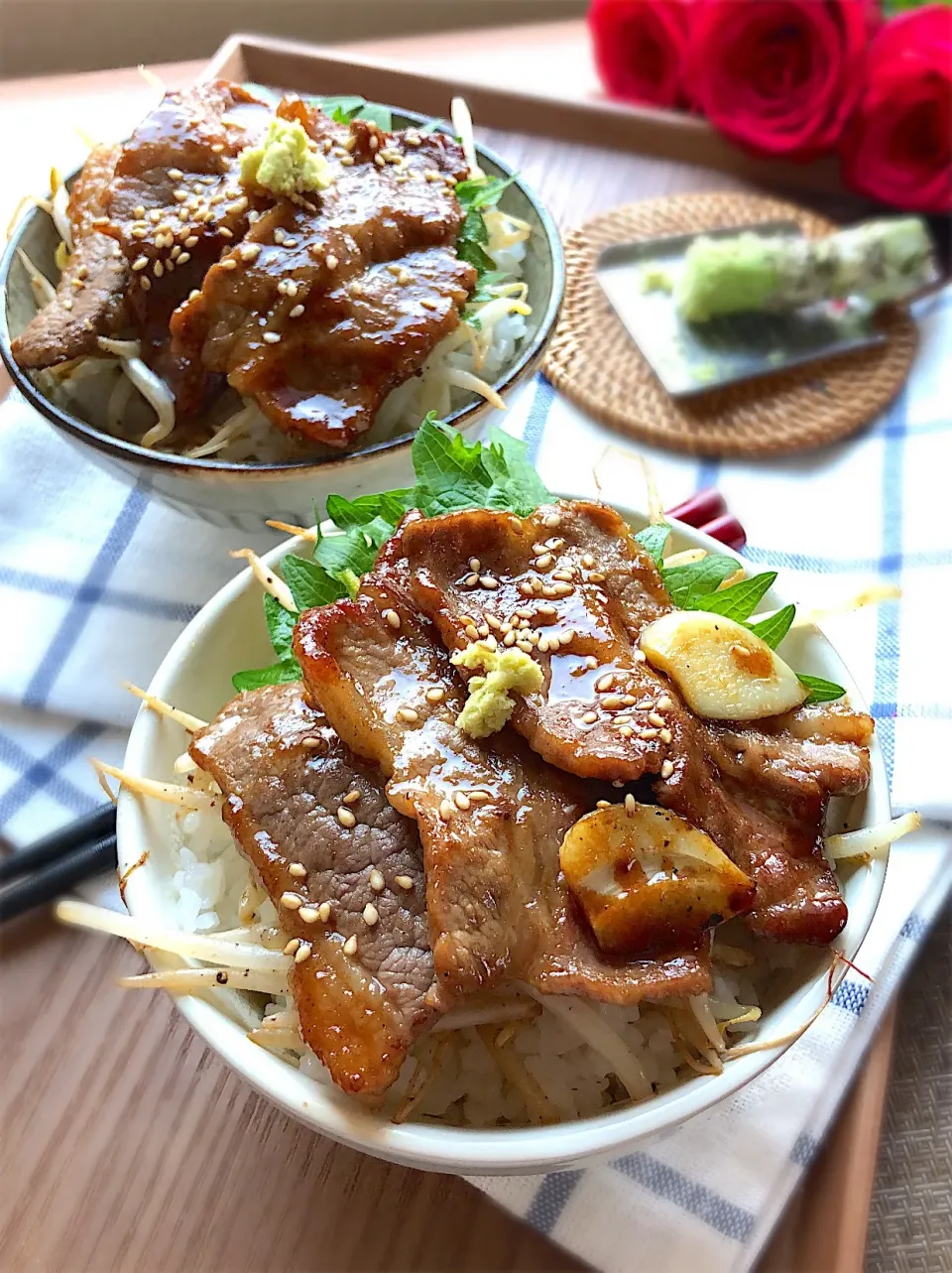 Snapdishの料理写真:ミニ焼肉丼 生わさび添え|ゆみさん