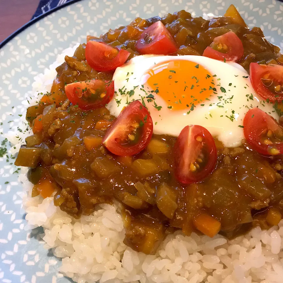 茄子とピーマンのキーマカレー|Aya☺︎さん