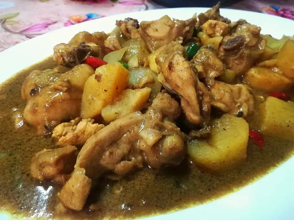 Snapdishの料理写真:chicken kurma|AmorRosさん