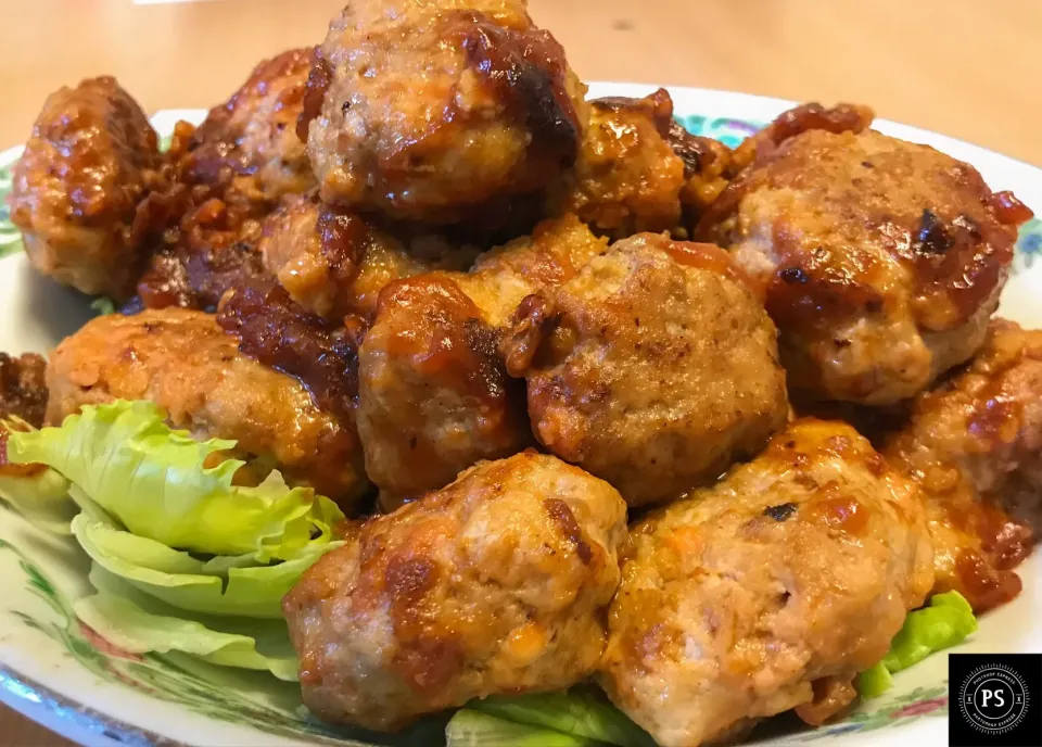 今日の夕飯
豆腐のミートボールの完成♪
甘酢あんも手作り✨|ゆうき✨さん