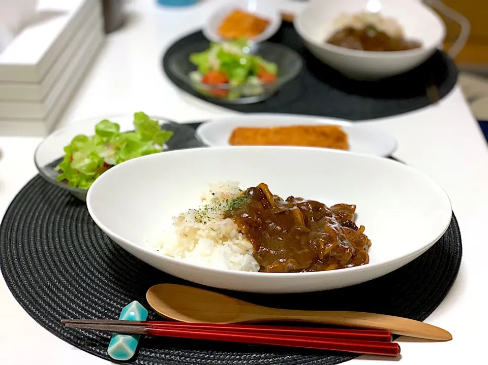 晩ごはん、カレー、白身フライ。
炭水化物ーー！|yukiさん