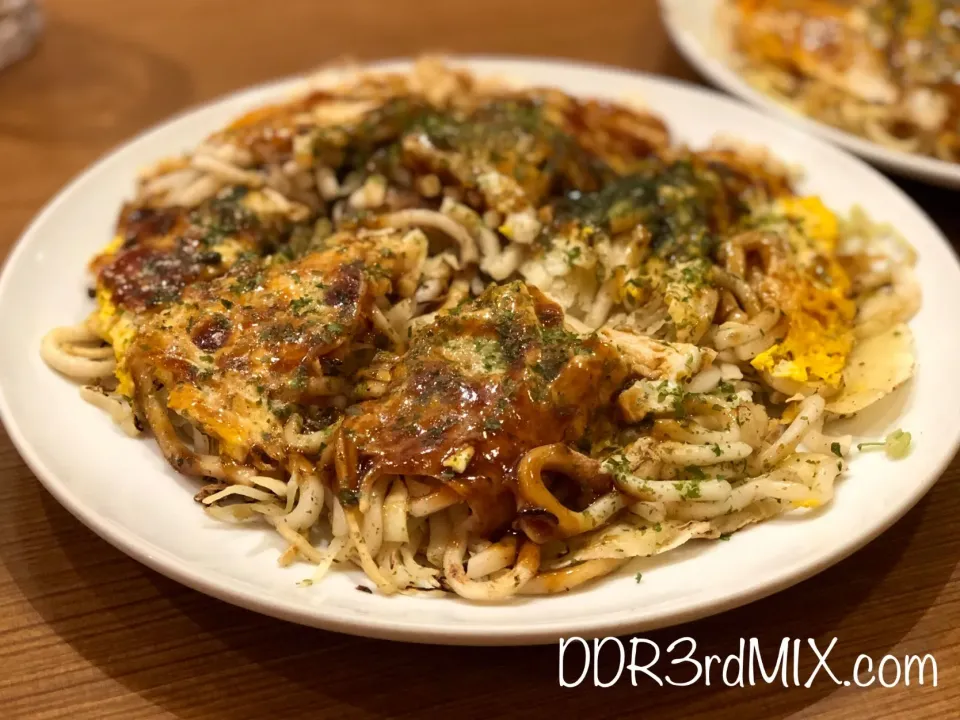 Snapdishの料理写真:ふみちゃんでうどん肉玉|ddr3rdmixさん