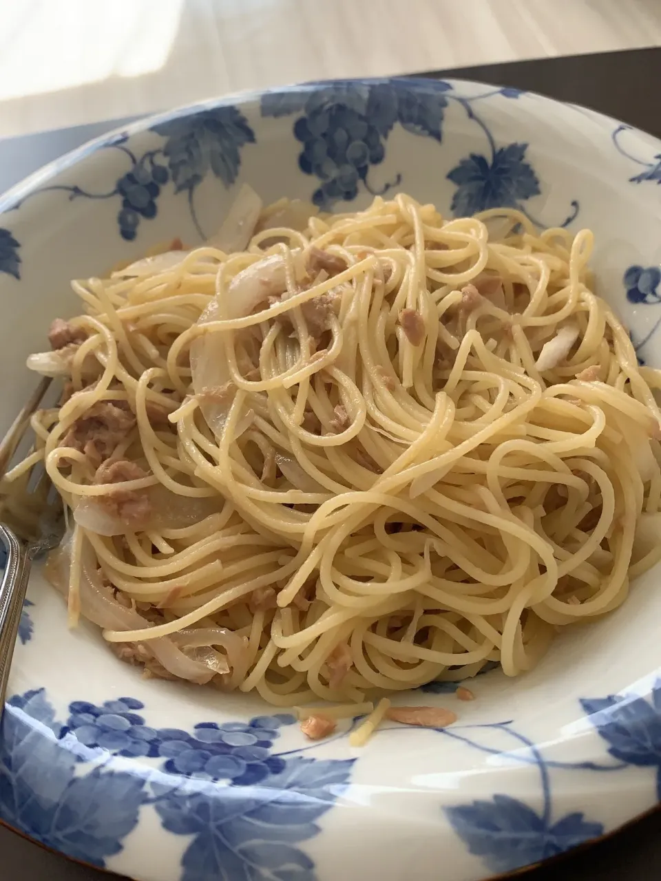 ツナと玉ねぎの和風パスタ|ゆかりさん