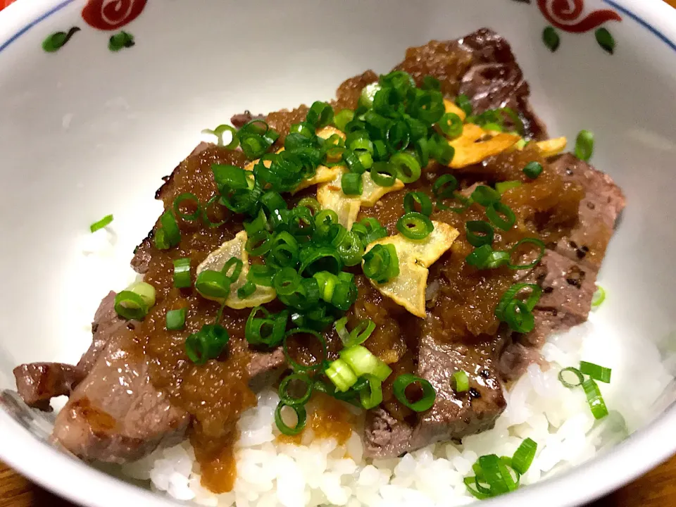 ステーキ丼|333さん