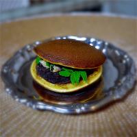 木の芽と白味噌入りどらやき