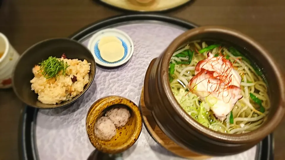 Snapdishの料理写真:たこつぼ拉麺|こむぎさん