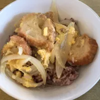 お麩の卵とじ丼|たまごさん