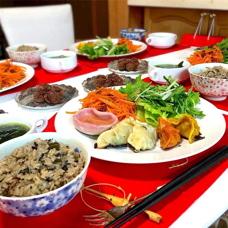 お料理教室 
皮から作る、もちもち じゅわじゅわ餃子🥟|Kiyomiさん