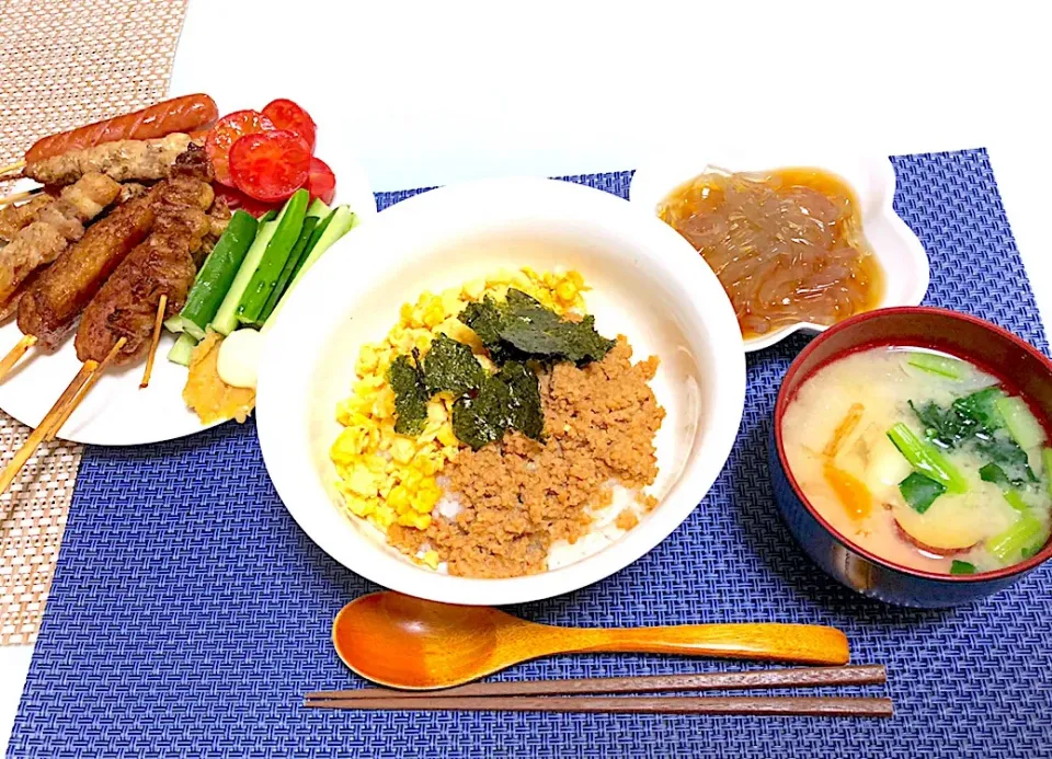 2019*05*13 鶏そぼろと卵の二色丼|✿ うえやま家のレシピ ✿さん