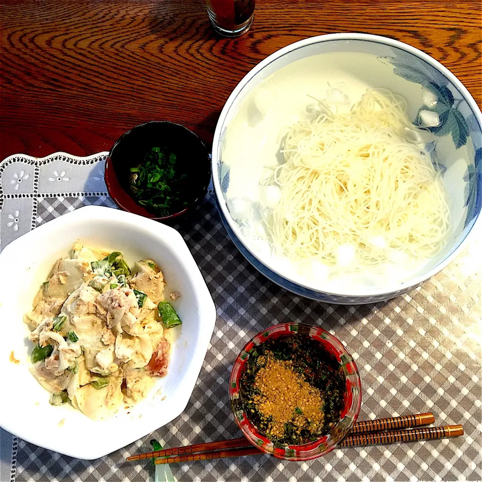 そうめん、蕪とツナの胡麻マヨ|yakinasuさん