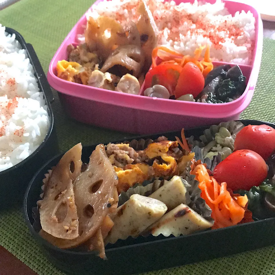 Snapdishの料理写真:今日のお弁当🍱
そら豆
オムレツ
なすとほうれん草の和え物

どんより曇り空
折りたたみ傘
持って出かけてね🌂

今日も気をつけて
いってらっしゃい👋😊|mokoさん