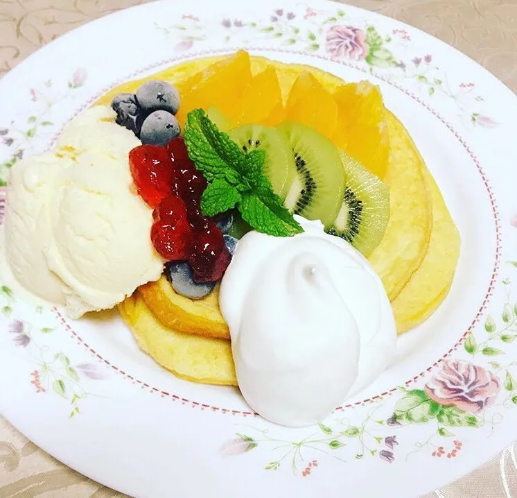 Snapdishの料理写真:#フルーツパンケーキ|みかんさん