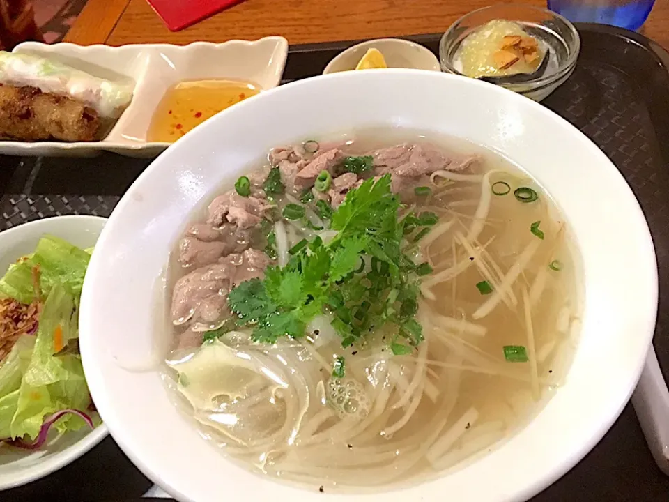 牛肉のフォーのセット@チャオハノイ(高田馬場)|yoooochanさん