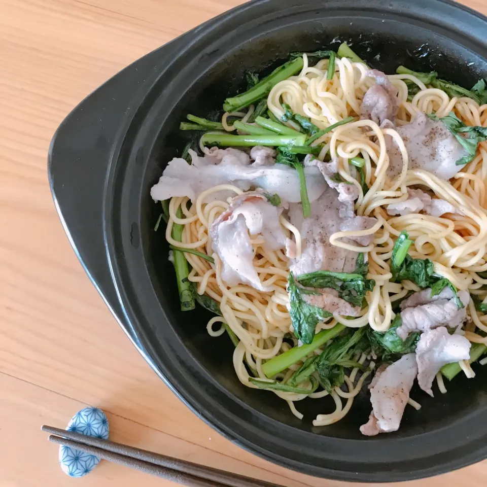 レンジで(´°ᗜ°)ﾊﾊｯ..オイスター焼きそばお昼ご飯|サチャンさん