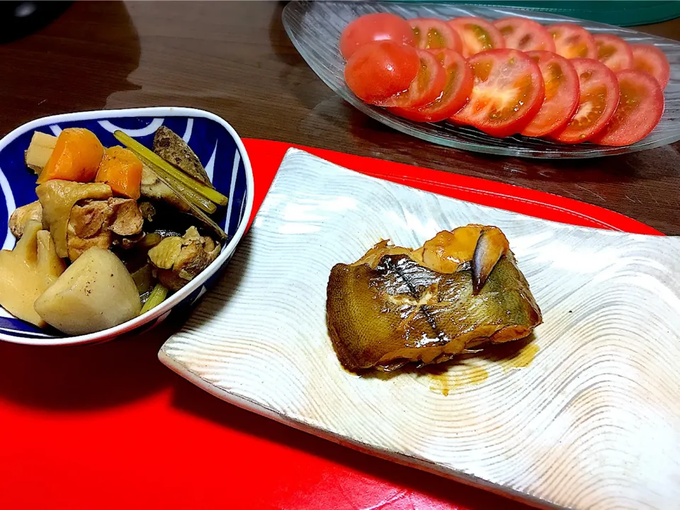 マコカレイ🐟の煮付けと煮しめ(≧∀≦)|Chie Satouさん