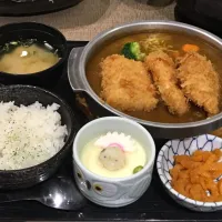 咖哩魚排定食|陳珍雅さん