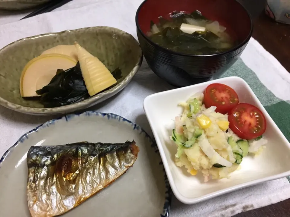 ある日の夕食
焼きサバ定食でーす！|まるちゃんさん