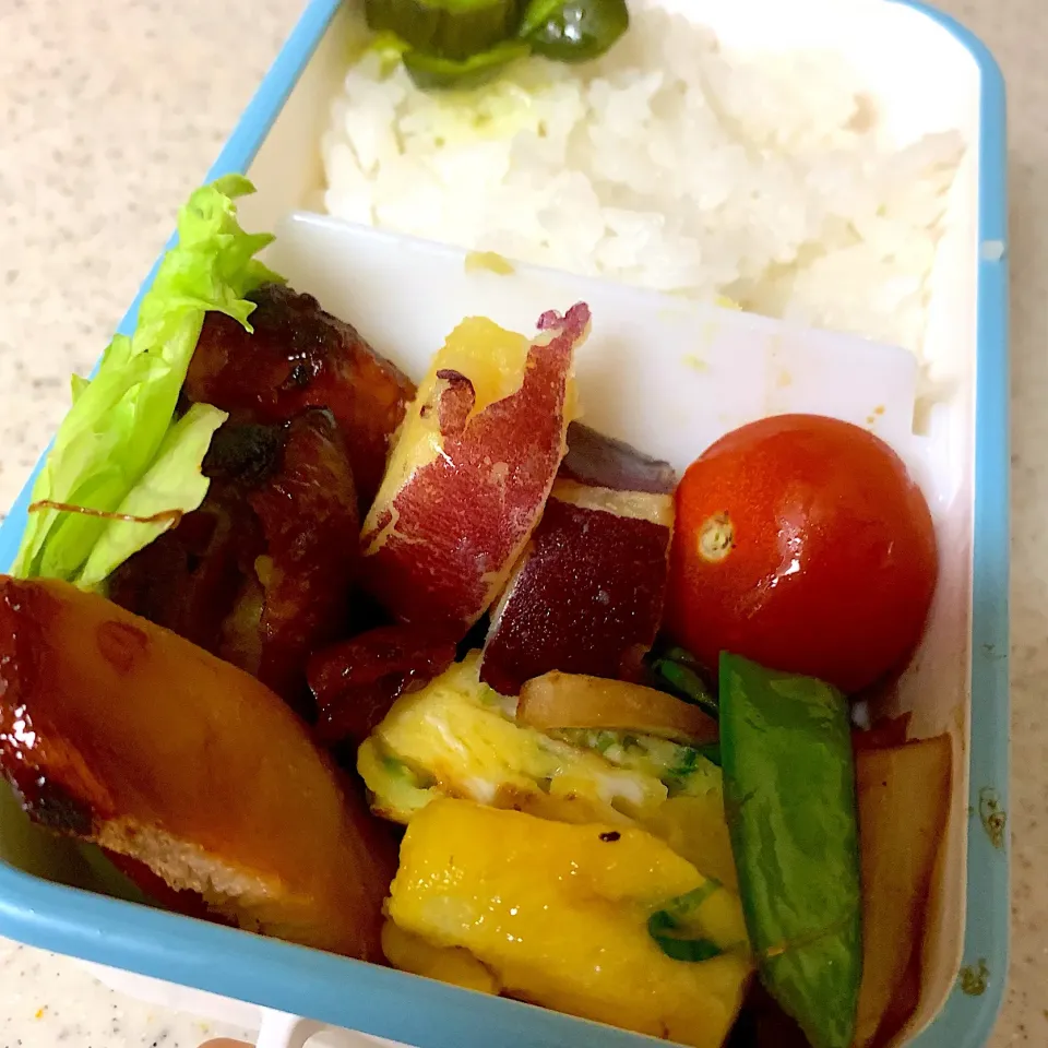 Snapdishの料理写真:照り焼きチキン弁当|besさん