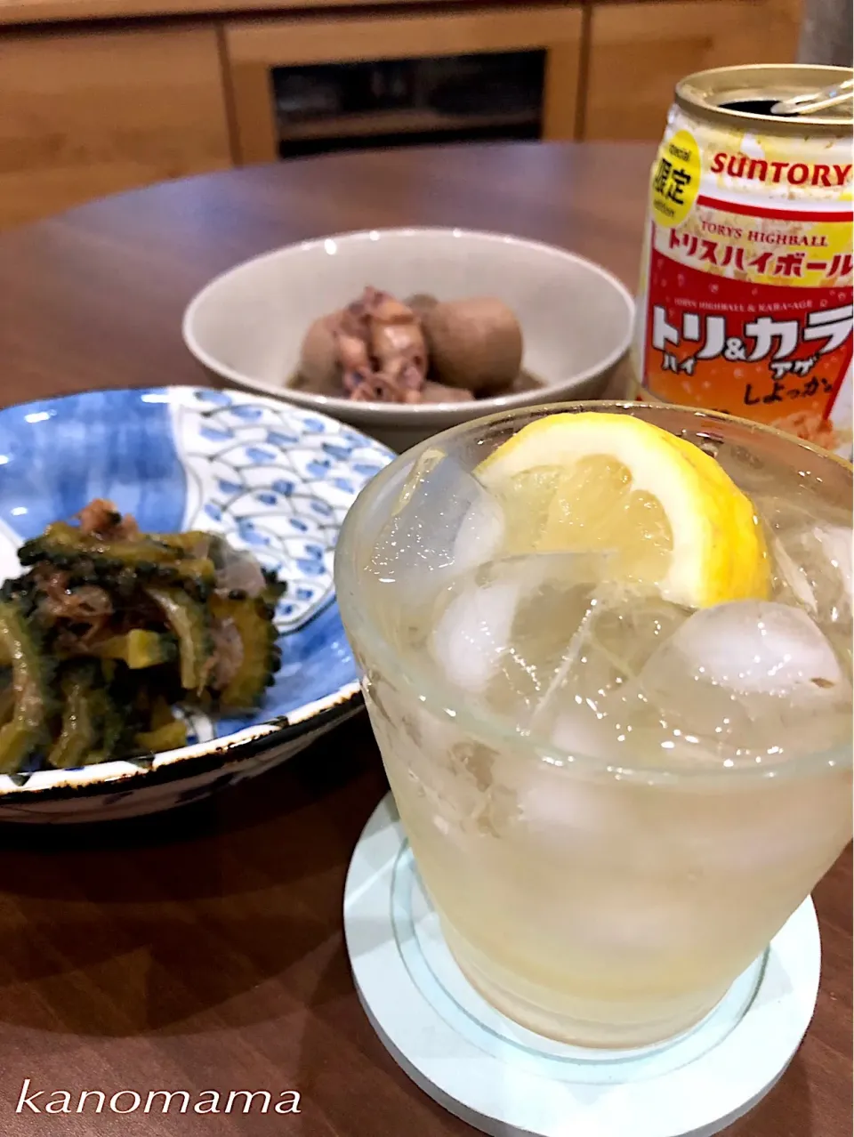 小芋といかの煮物。ゴーヤのおかかポン酢。
ハイボールで♪|ゆきさん