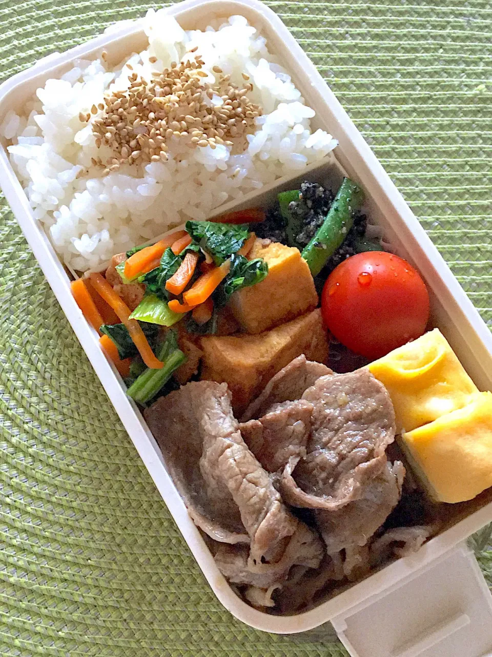 Snapdishの料理写真:長女の中学弁当！
今日のは旨そうだわ💗|yukoさん