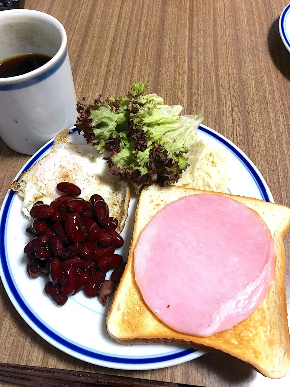 朝ごはん|たびもかさん