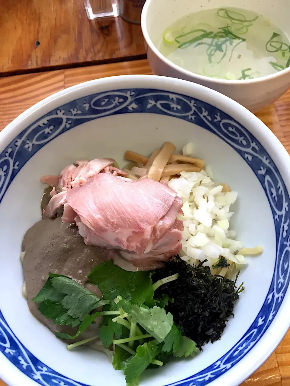 Snapdishの料理写真:油煮干しそば@寿製麺 中華そば よしかわ（北上尾）|Kazuya Miyukiさん