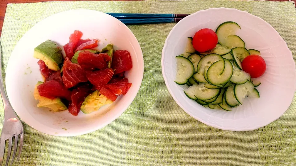 Snapdishの料理写真:アボカドとマグロのわさび醤油和え🎵😊|かおるcitronさん