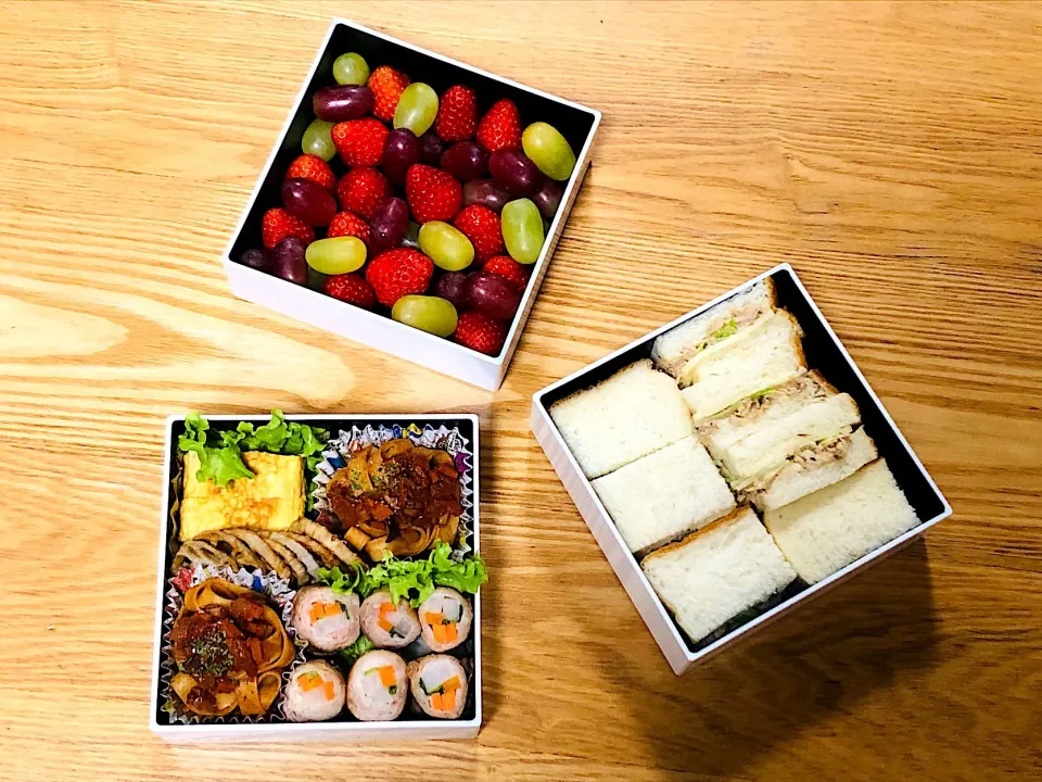 Snapdishの料理写真:遠足のお弁当(お重)|yukinikuさん