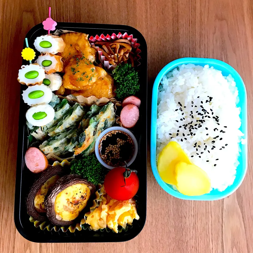 Snapdishの料理写真:カレー照り焼きとチヂミで旦那弁当♡|ちぃさん