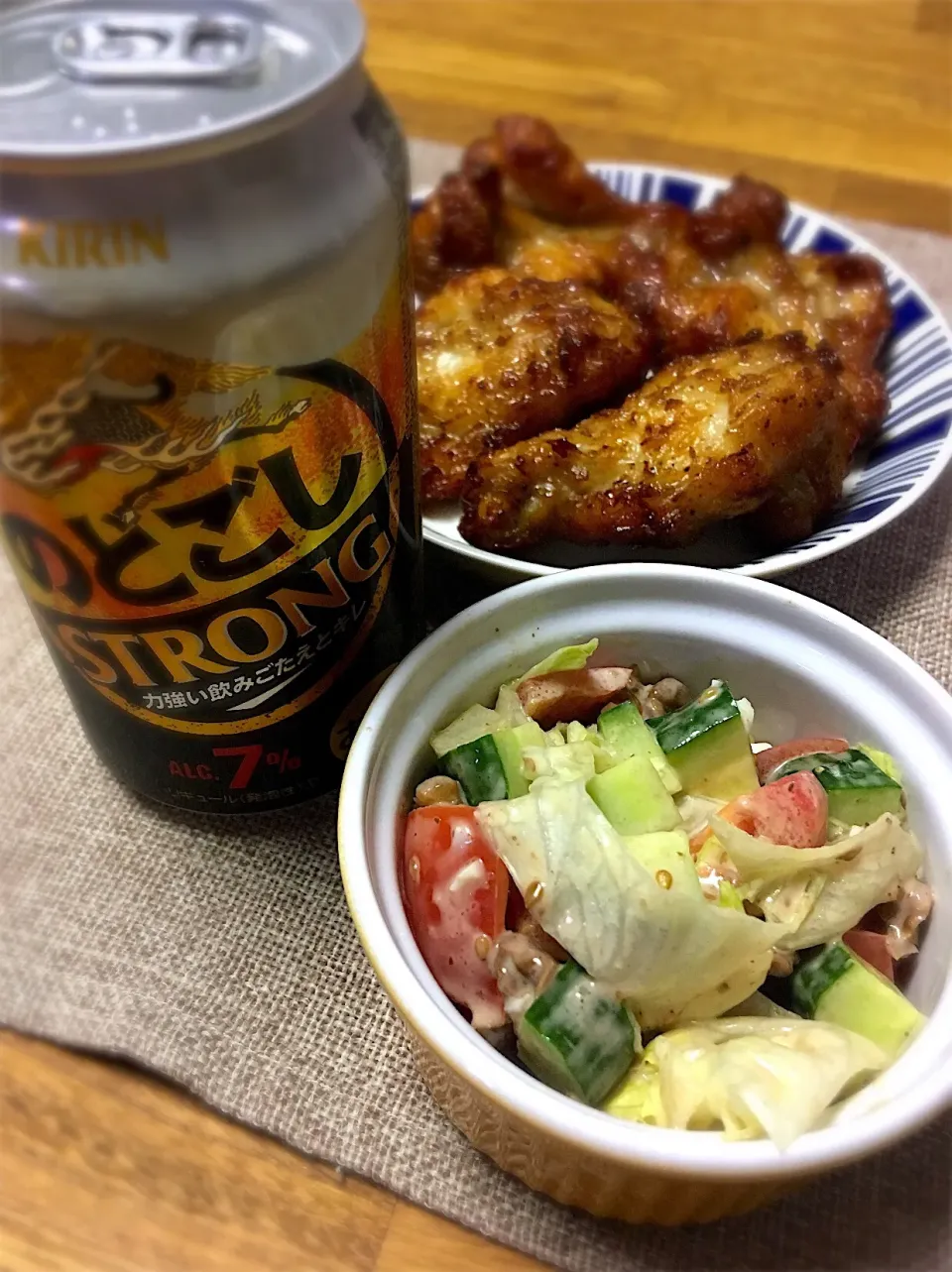 家飲みバンザーイ！ ٩(ˊᗜˋ*)و  #家飲み部  #あるもので|morimi32さん