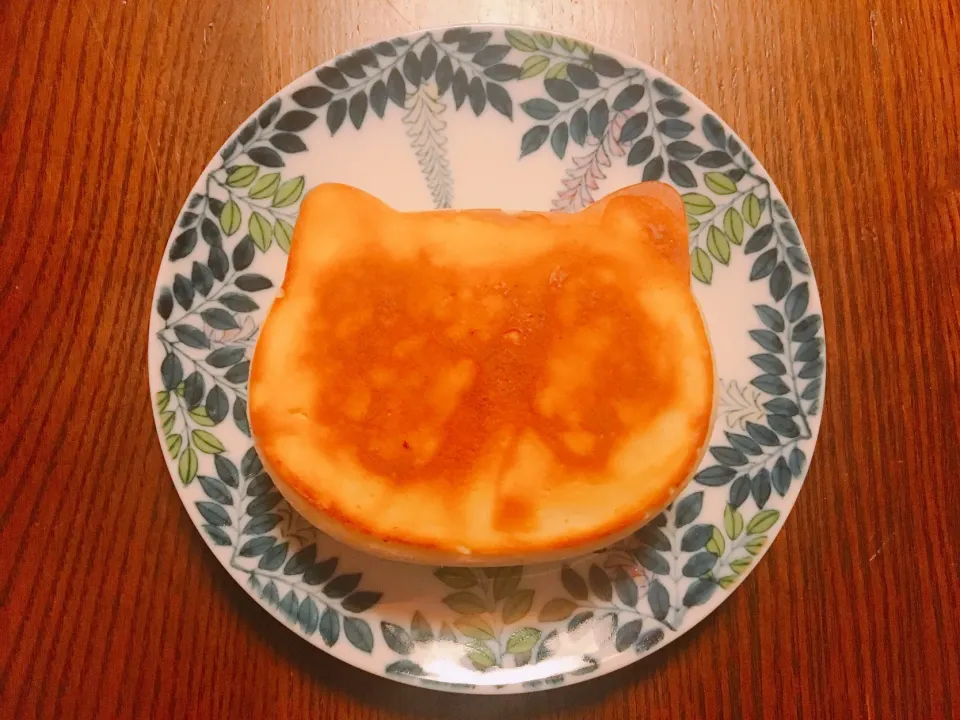 Snapdishの料理写真:ねこちゃんホットケーキ🐱|しのさん