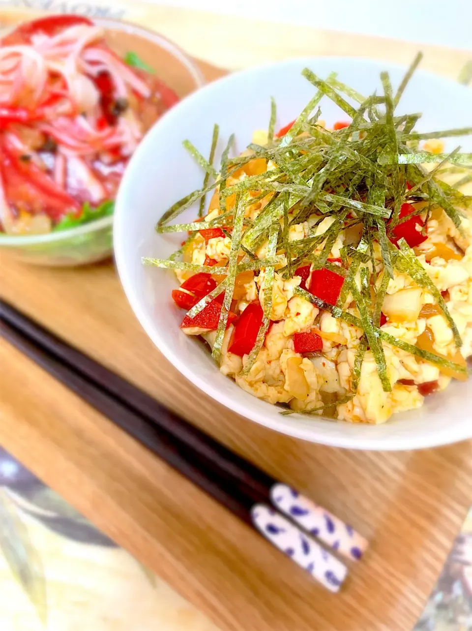 ランチ🍴和風ガパオ風豆腐丼|琥珀さん