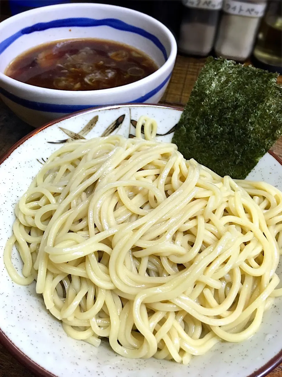 Snapdishの料理写真:つけ麺(並) 麺2玉320g
@東池袋 大勝軒 吉祥寺|morimi32さん