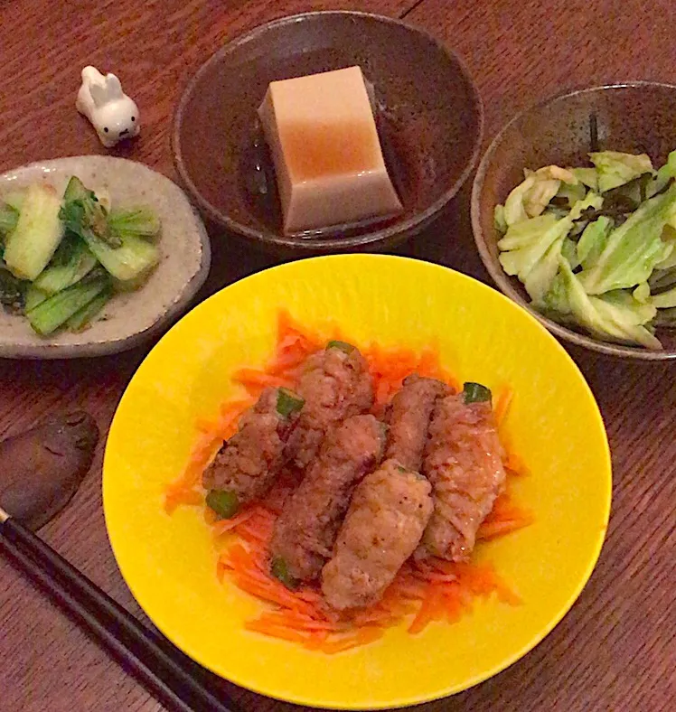 晩ごはん #アスパラ肉巻き #胡麻豆腐|小松菜さん