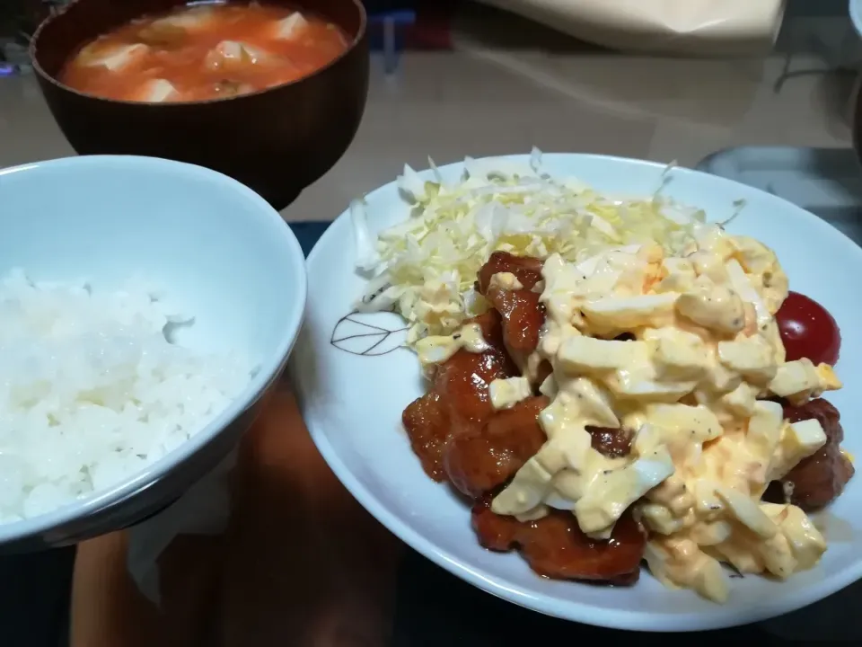 チキン🐔南蛮とキムチと豆腐の味噌汁|たらひろさん