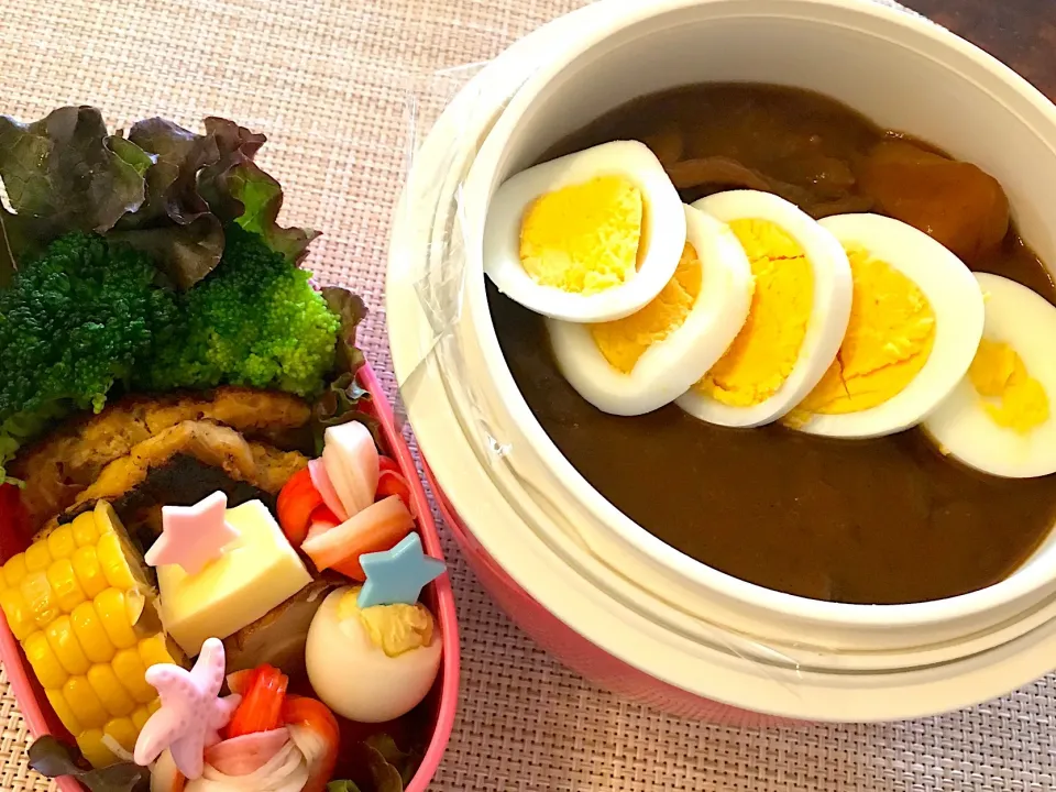 Snapdishの料理写真:牛すじカレー弁当 #赤ワイン煮込み|yakkoさん