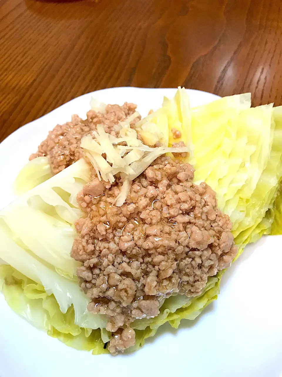 Snapdishの料理写真:キャベツのひき肉あんかけ|cookieさん